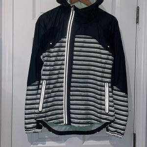 Lululemon Hooded Running Jacket with Reflectors—6–Seafoam/Grey/Black